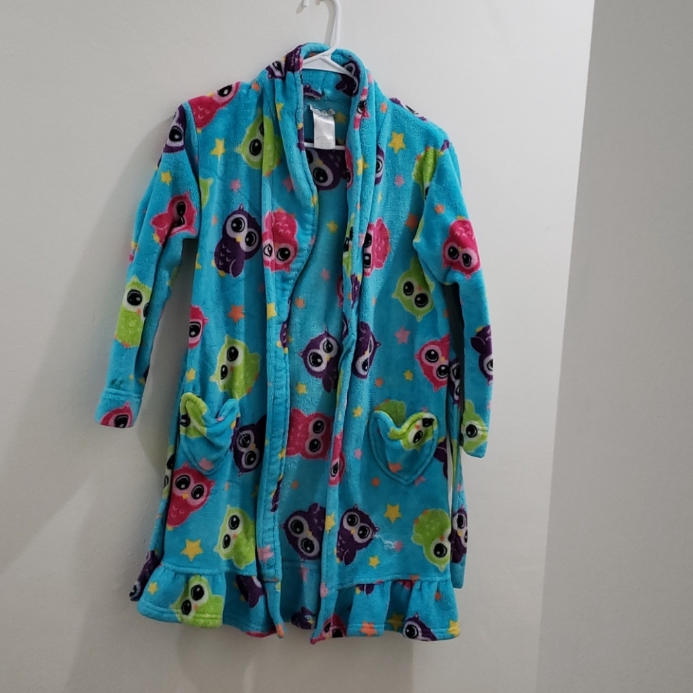 Girls bathroom robe